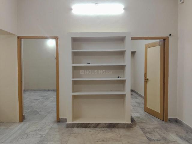 Flat for rent in Kodambakkam, Tamil Nadu
