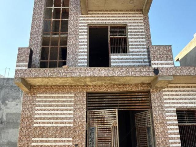 House for sale in Gautam Buddha Nagar, Uttar Pradesh