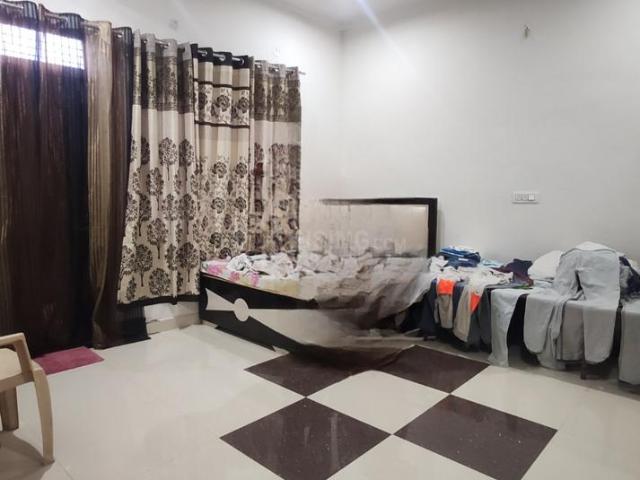 House for rent in Madya