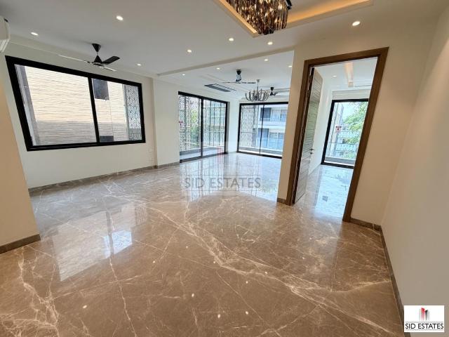 House for sale in Deri
