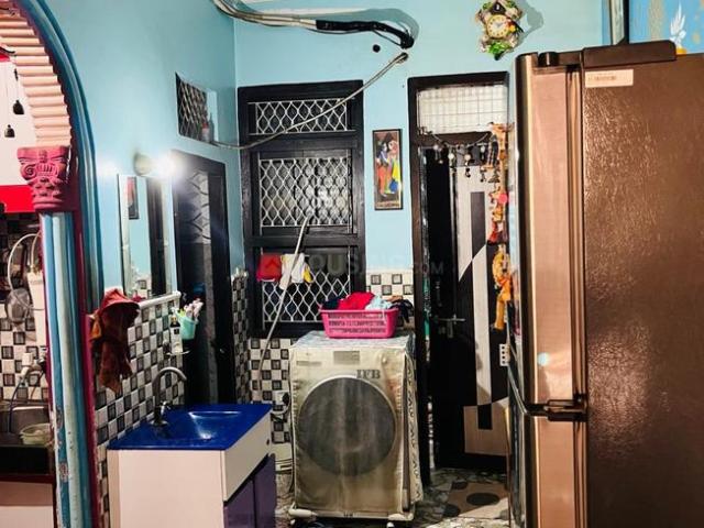House for sale in West Delhi, Deri