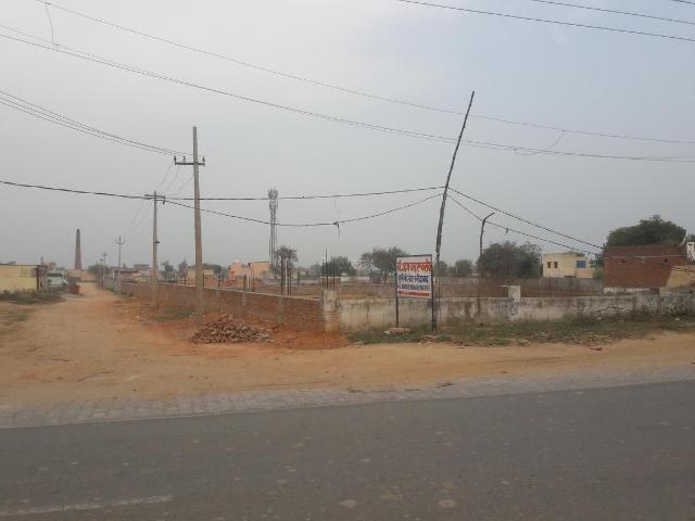 House for sale in Hariana