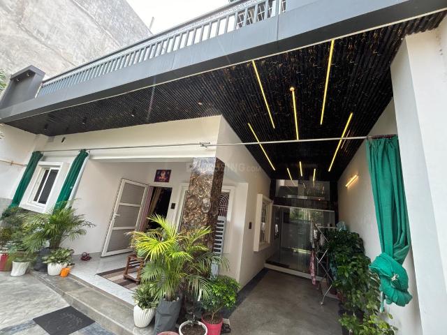 House for sale in Banaras Ghats, Varanasi