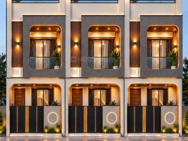 House for sale in Madya