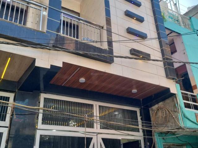 House for sale in West Delhi, Deri