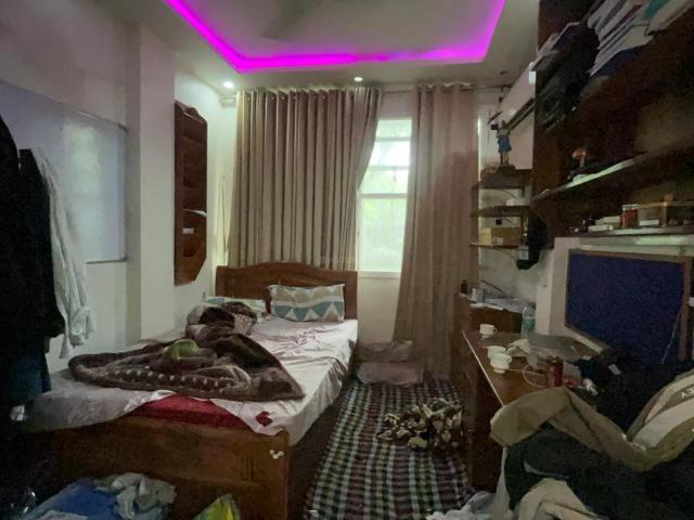 House for rent in Deri