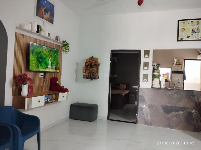 House for rent in Madya