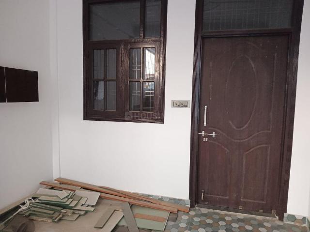 House for rent in Mohanlalganj, Arunachal Pradesh