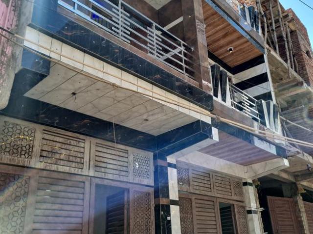 House for sale in West Delhi, Deri