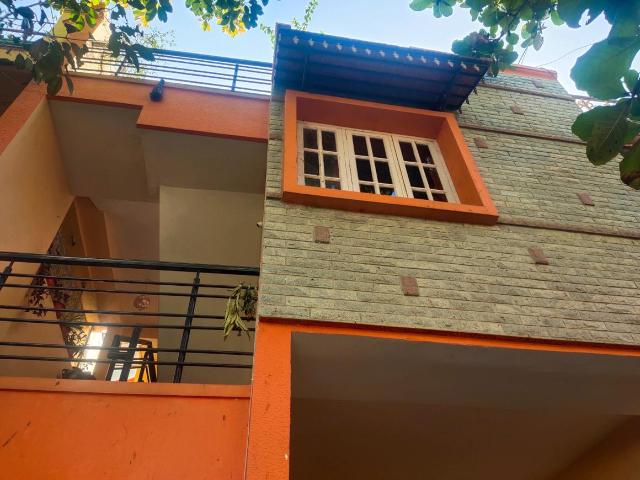 House for sale in Bangalore North, Cox Town - Bangalore