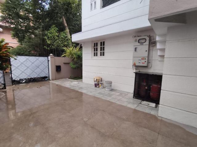 House for rent in Bangalore South, Cox Town - Bangalore