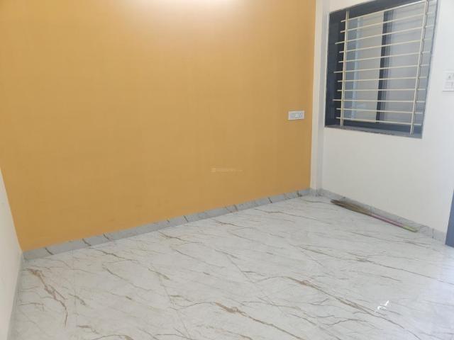 House for sale in Madya