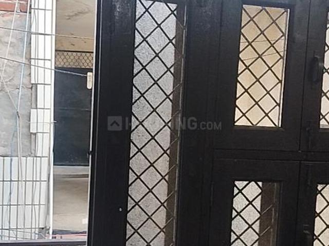 House for rent in East Delhi, Deri