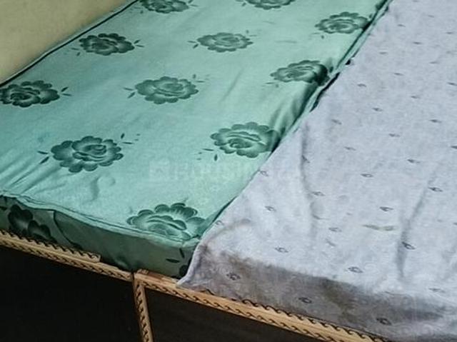 House for rent in East Delhi, Deri