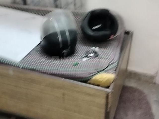 House for rent in East Delhi, Deri