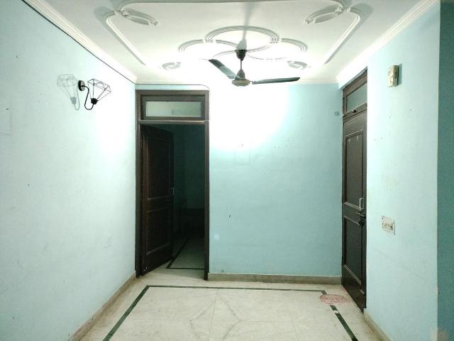 Flat for rent in Mahavir Enclave, Delhi