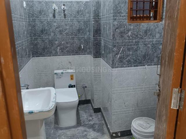 House for rent in East Delhi, Deri