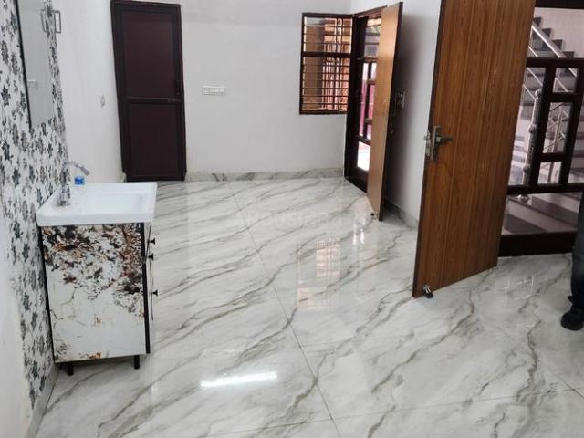 House for rent in Hariana