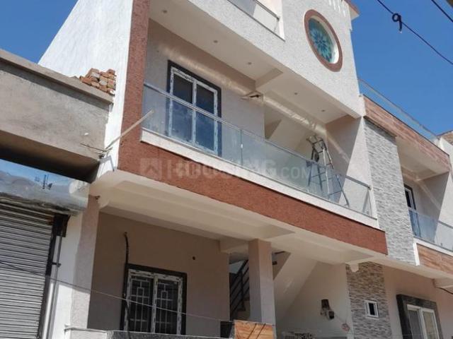 House for rent in Madya