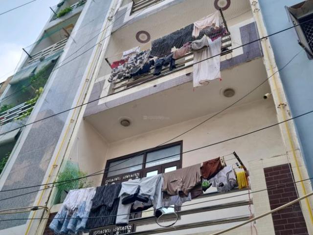 House for sale in West Delhi, Deri