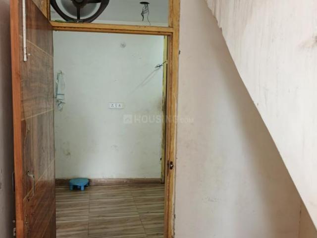 House for rent in Central Delhi, Deri