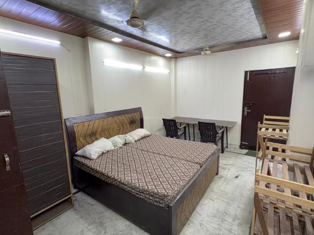 House for rent in West Delhi, Deri