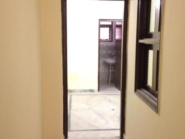House for rent in East Delhi, Deri