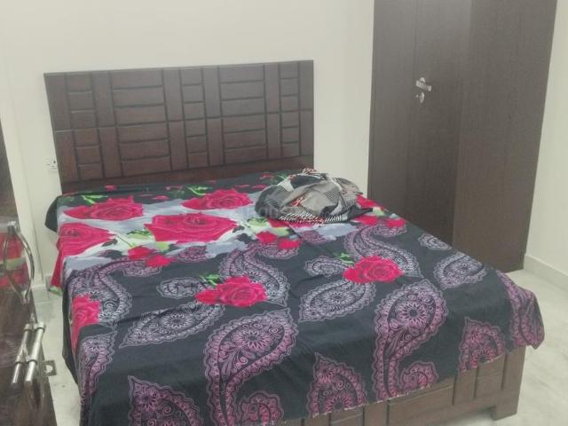 House for rent in West Delhi, Deri