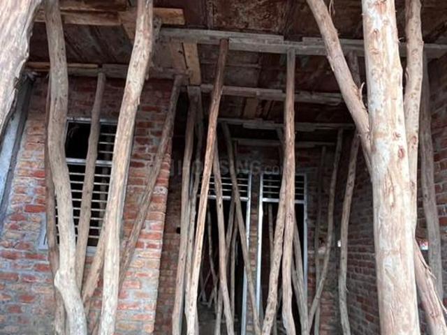 House for sale in Hariana