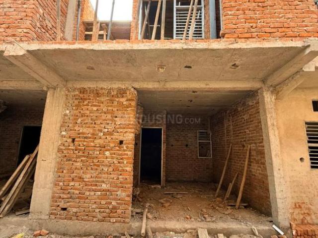 House for sale in Hariana