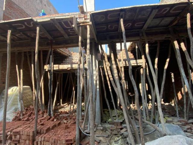 House for sale in Hariana