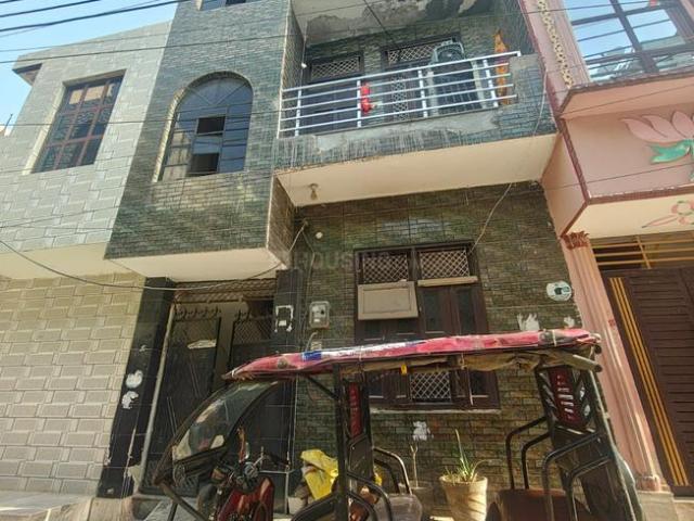 House for sale in Hariana
