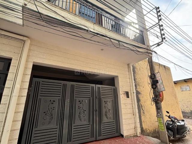 House for sale in Hariana