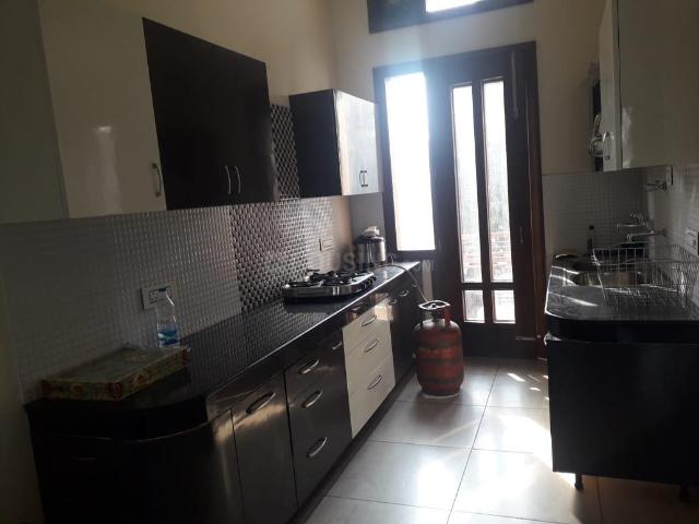 House for rent in Hariana