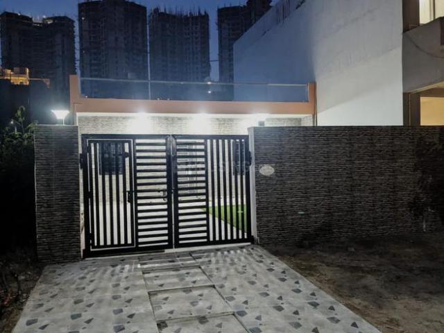 House for rent in Greater Noida - Delhi, Arunachal Pradesh