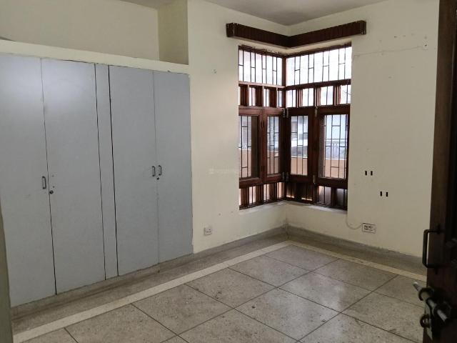 House for rent in Hariana
