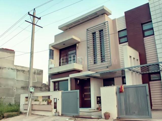 House for rent in Hariana