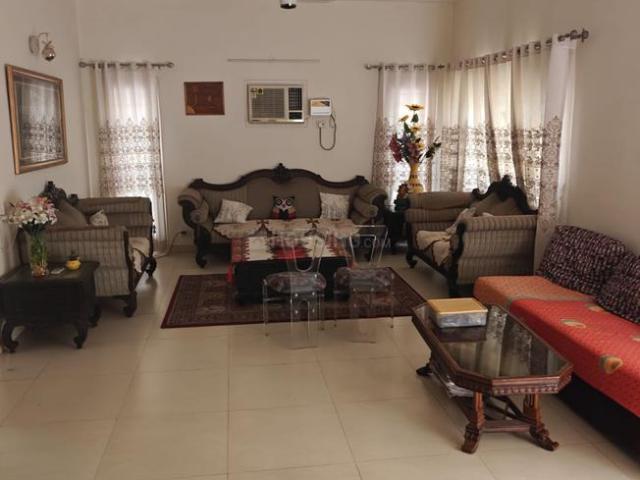 House for rent in Sector 31, Noida