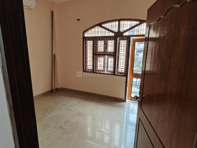 House for rent in Hariana