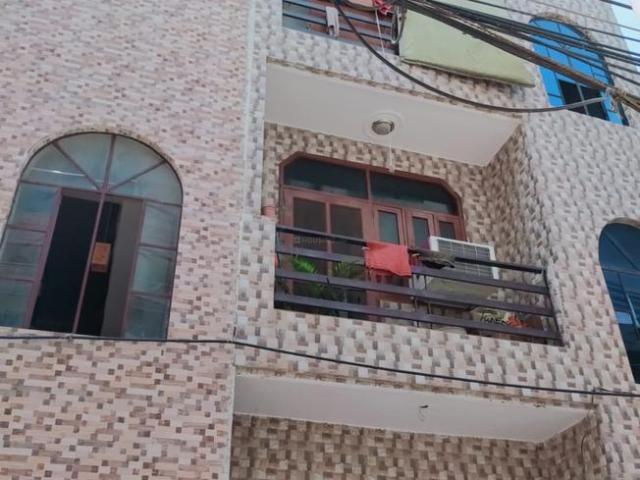 House for sale in Hariana