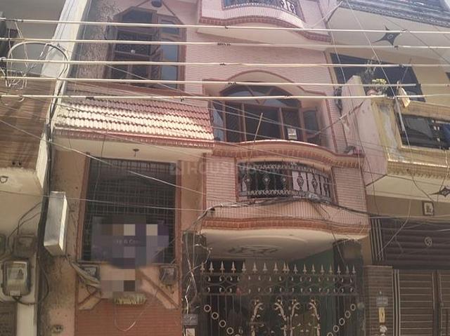House for sale in Hariana