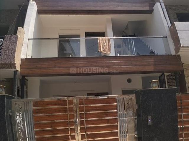 House for sale in Hariana