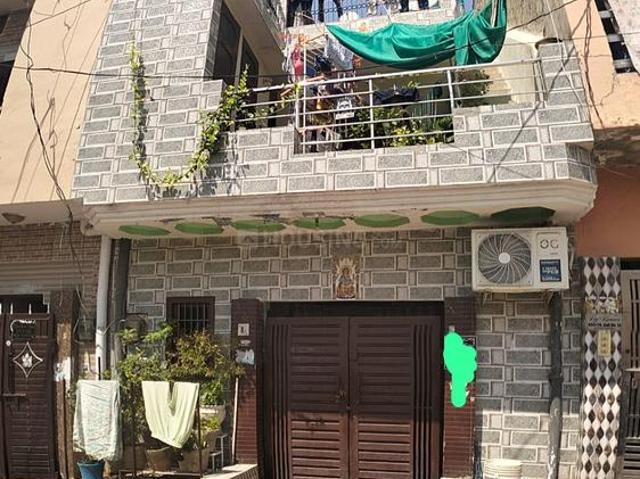 House for sale in Hariana