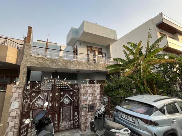 House for sale in Hariana