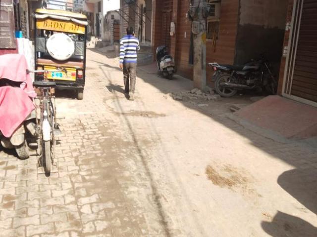 House for sale in Hariana