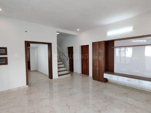 House for sale in Bangalore North, Cox Town - Bangalore
