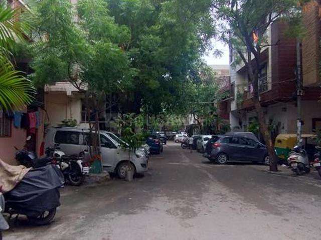 House for sale in Deri