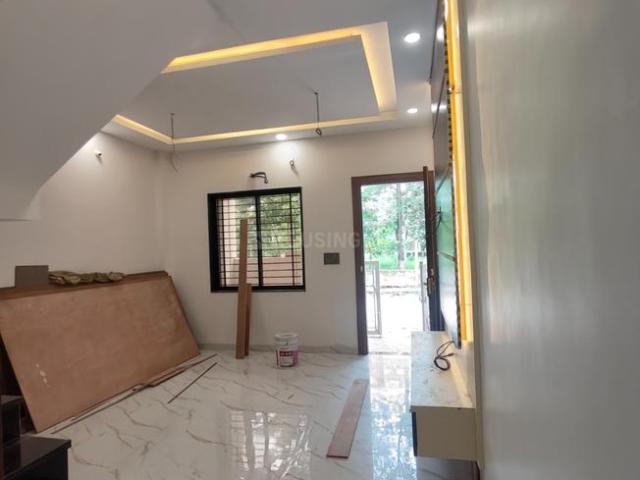 House for sale in Madya