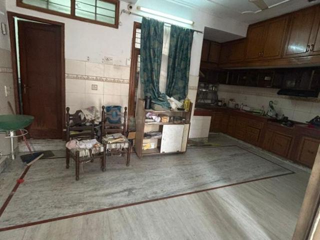 House for sale in Deri