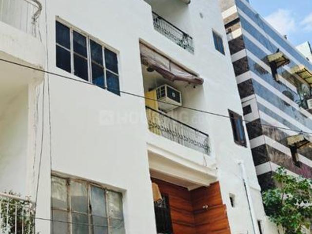 House for sale in West Delhi, Deri